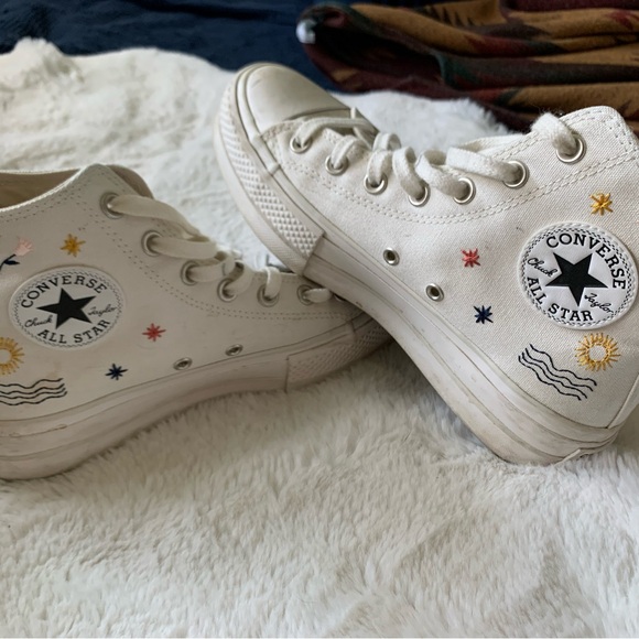 Converse Women’s Chuck Taylor All Star Lift - Picture 8 of 9